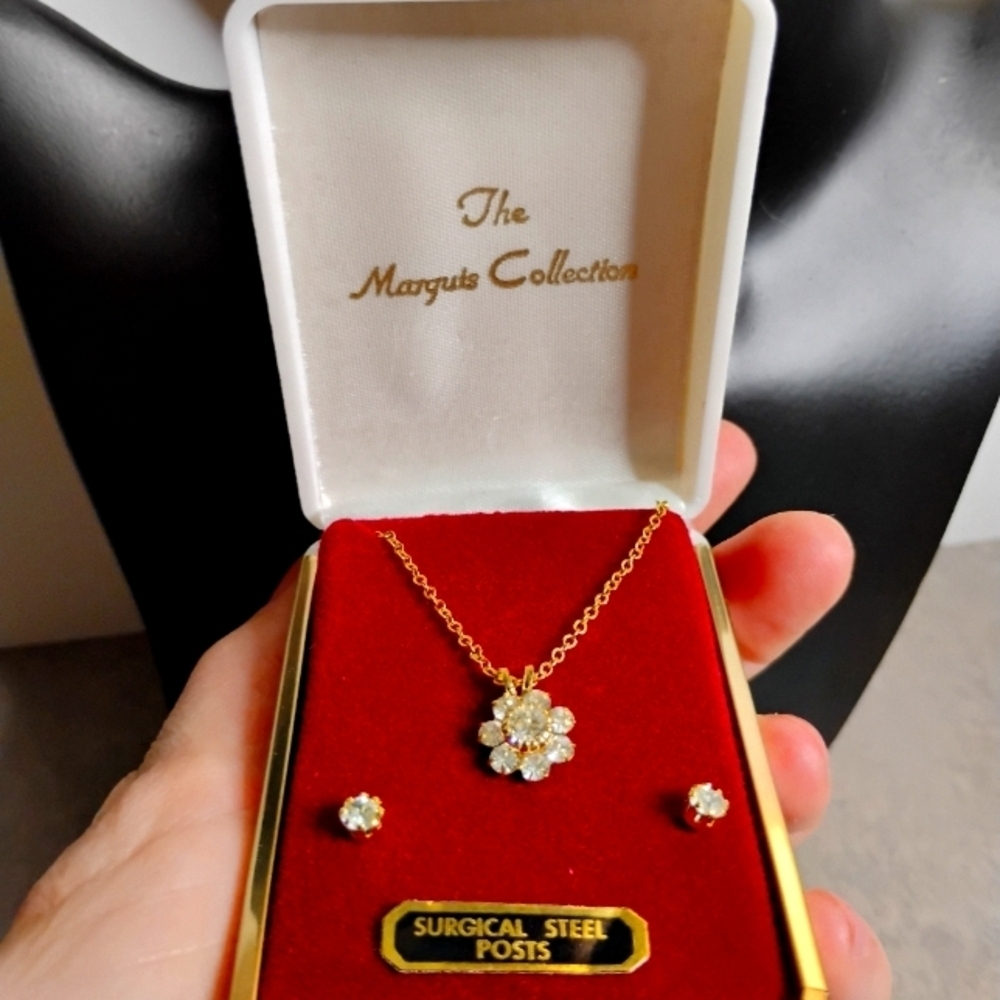 Vintage The Marquis Collection Gold Tone Crystal Flower Necklace and Earring Set